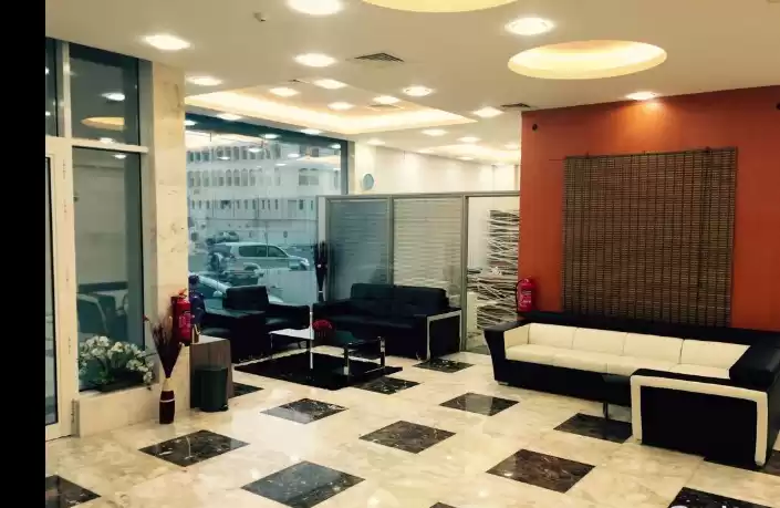 Reklam Hazır Mülk S/F Ofis  kiralık içinde Al Sadd , Doha #7669 - 1  image 